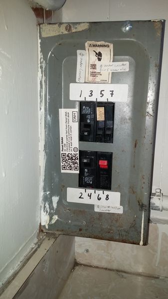 File:Panel-baaa.jpg